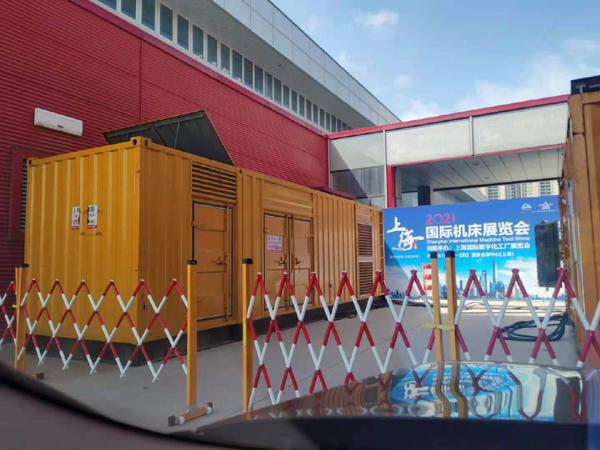 仪征出租发电机-柴油发电机和汽油发电机哪个更好一些?