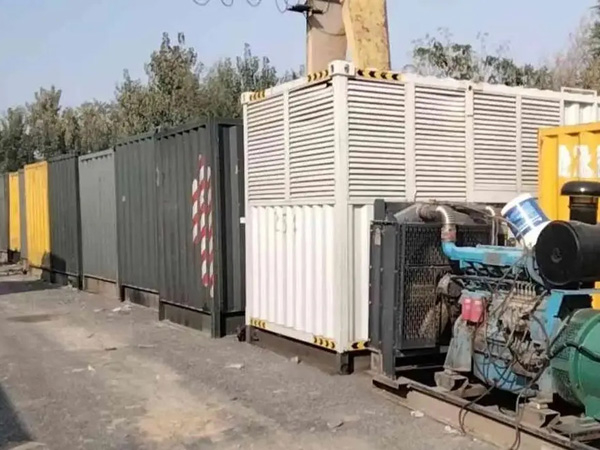 仪征200KW柴油发电机机组每小时油耗是多少?
